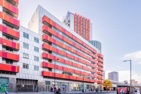 Rathbone Market, Barking Road... 2 bed flat for sale