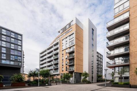 DOWELLS STREET, Greenwich, London, SE10 3 bed maisonette for sale