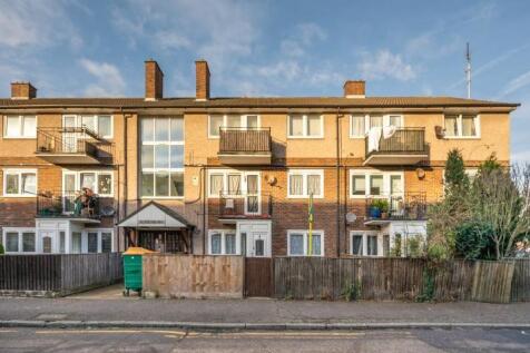 St Pauls Drive, London, E15 1 bed flat for sale