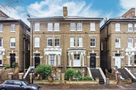 Gauden Road, London, SW4 1 bed flat for sale