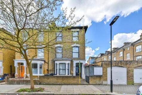 Wilberforce Road, London, N4 3 bed flat for sale