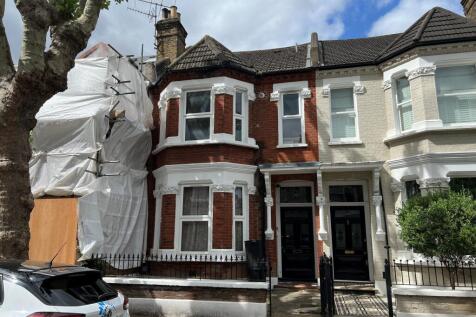 10B Melody Road, London, SW18 2QF 1 bed flat for sale