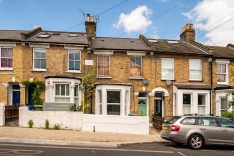 Avondale Rise, London, SE15 2 bed apartment for sale