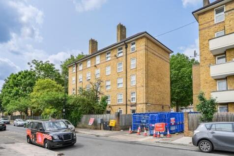 Maitland House, Bishops Way, London, E2 1 bed flat for sale