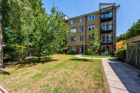 Gallagher Court, Winders Road... 1 bed flat for sale