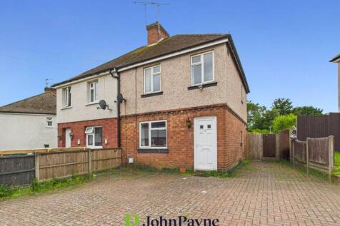 Queen Margarets Road, Canley... 3 bed semi
