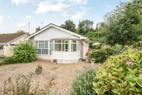 2 bedroom bungalow for sale