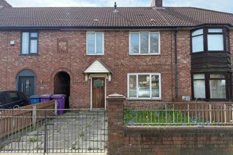 3 bedroom town house for sale