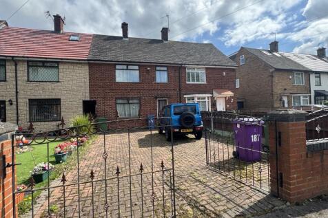 3 bedroom town house for sale