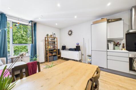 Catherine's House, Bristol, BS3 1 bed apartment for sale