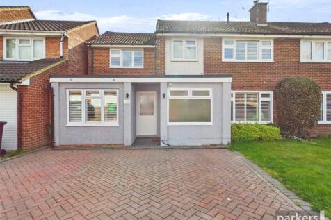 5 bedroom semi-detached house for sale