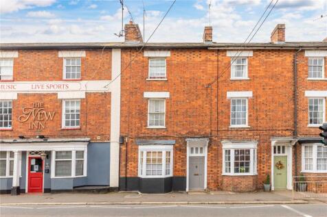 Bridge Street, Buckingham MK18 2 bed terraced house for sale
