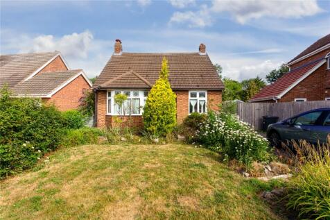 Cotton End Road, Wilstead... 2 bed bungalow for sale