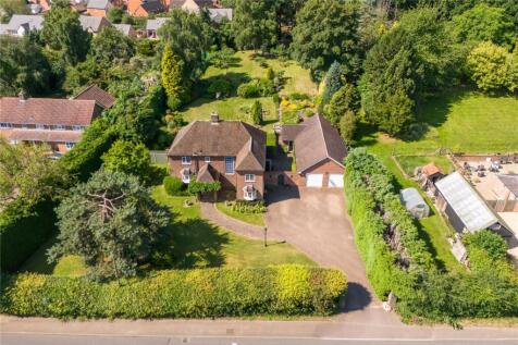 Bedford Road, Maulden, Bedfordshire... 5 bed detached house for sale