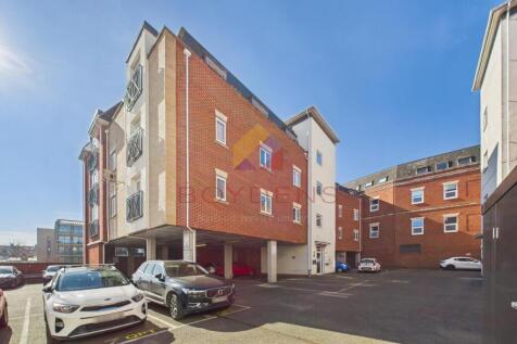 Crouch Street, Colchester CO3 2 bed apartment for sale