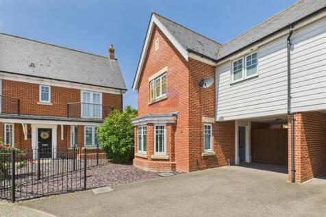 Braeburn Road, Colchester CO6 3 bed detached house for sale