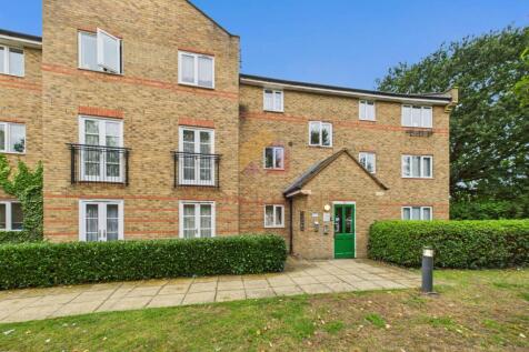 Nottage Crescent, Braintree CM7 2 bed apartment for sale