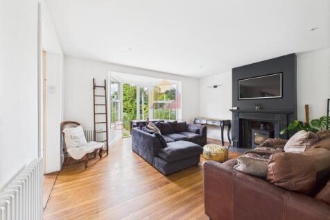 Pines Road, Chelmsford CM1 4 bed detached house for sale