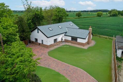 Bambers Green, Bishops Stortford CM22 5 bed detached house for sale