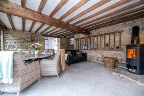 Hall Barn, Far End, Boothby Graffoe 5 bed barn conversion for sale