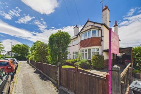 Woodlands Road, Hough Green 4 bed semi