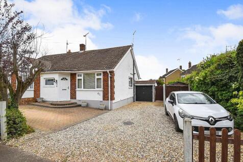 The Gardens, Doddinghurst 2 bed chalet for sale