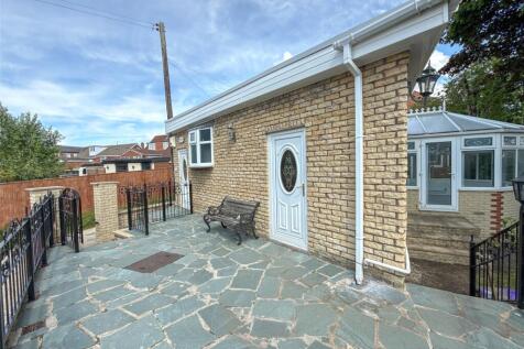 Long Bank, Eighton Banks, NE9 3 bed bungalow for sale