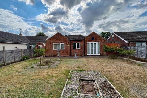 2 bedroom detached bungalow for sale