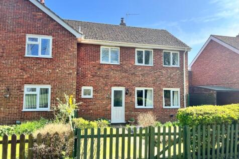 Grange Lane, Barton Mills IP28 3 bed semi