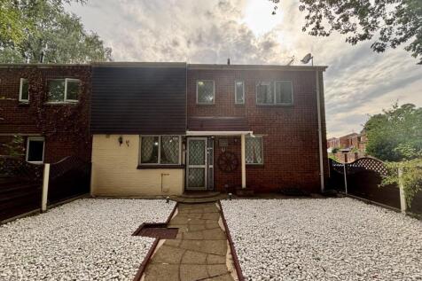 College Heath Road, Mildenhall IP28 3 bed end of terrace house for sale