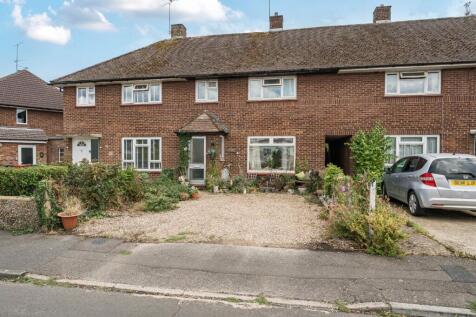 Phipps Road, Near Burnham, Berkshire... 3 bed terraced house for sale