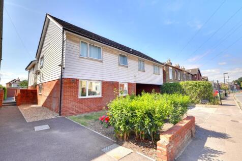 Millbrook Road East, Freemantle... 1 bed ground floor flat for sale