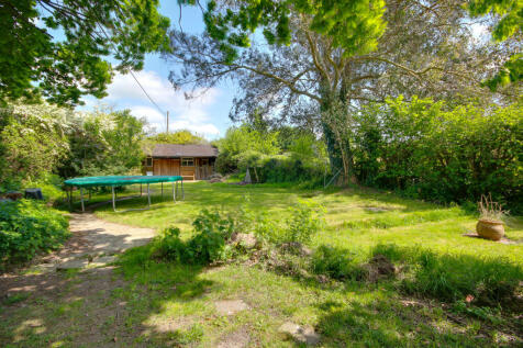 WEST END! CHARACTER COTTAGE WITH... 3 bed detached house for sale