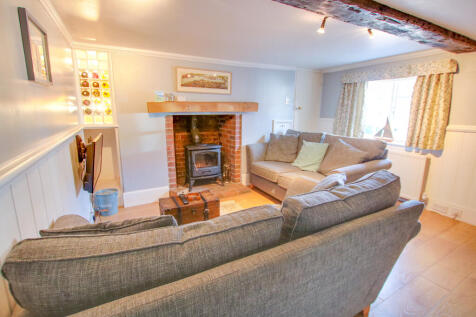 2 bedroom cottage for sale
