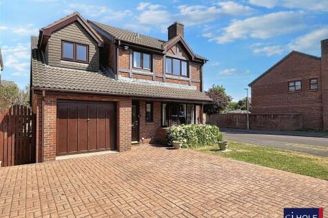 Cherrington Drive, Abbeymead... 5 bed detached house for sale
