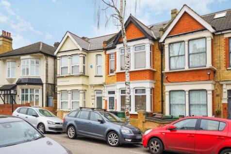 5 bedroom terraced house for sale