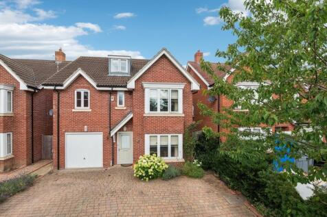 Norfolk Close, Iver SL0 5 bed detached house for sale