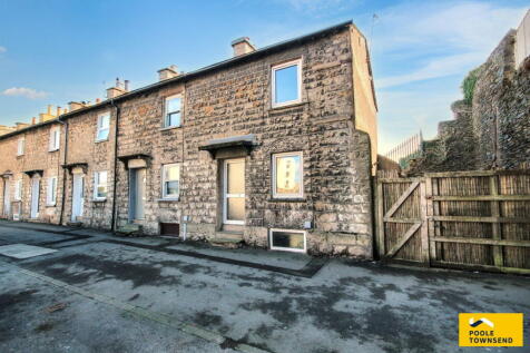 2 bedroom end of terrace house for sale