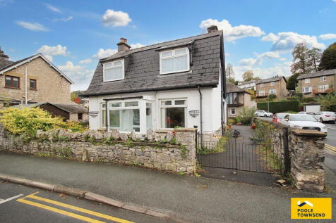 2 bedroom detached house for sale