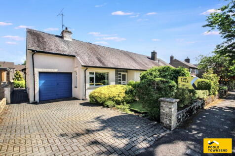 3 bedroom semi-detached bungalow for sale