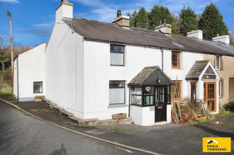 2 bedroom end of terrace house for sale