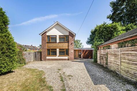 Shinfield Road, Shinfield, Reading 4 bed detached house for sale