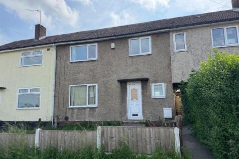 Hyndley Road, Bolsover, Chesterfield... 3 bed terraced house for sale