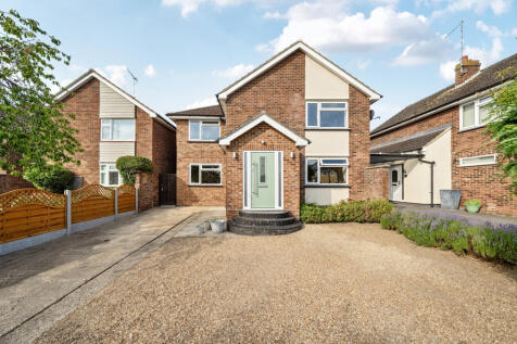 5 bedroom detached house for sale