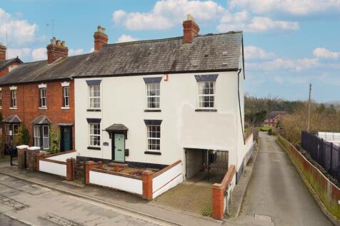 Sandown, 18 Gravel Hill, Ludlow... 4 bed semi