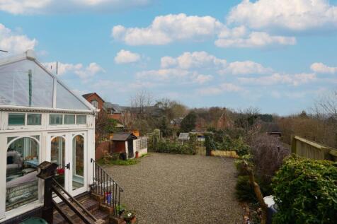 Sandown, 18 Gravel Hill, Ludlow... 4 bed semi