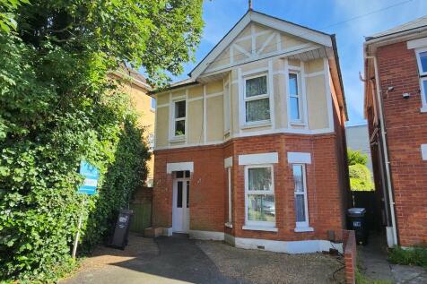 Moorfield Grove, Bournemouth 4 bed detached house for sale