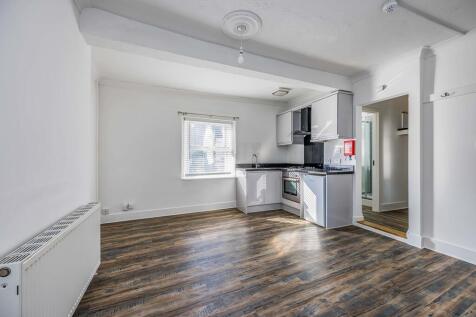 6 bedroom apartment for sale