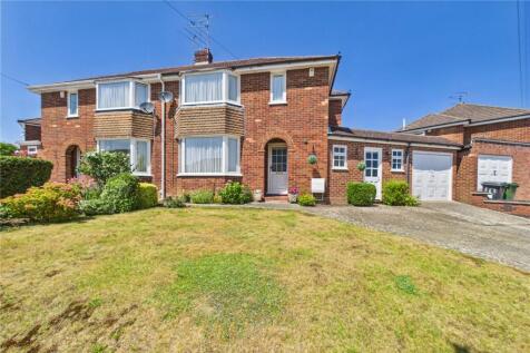Longworth Avenue, Tilehurst, Reading... 3 bed semi