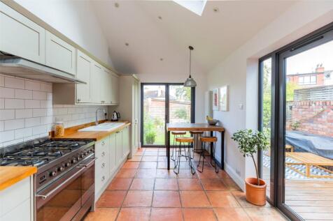 Dublin Crescent, Bristol, BS9 5 bed terraced house for sale